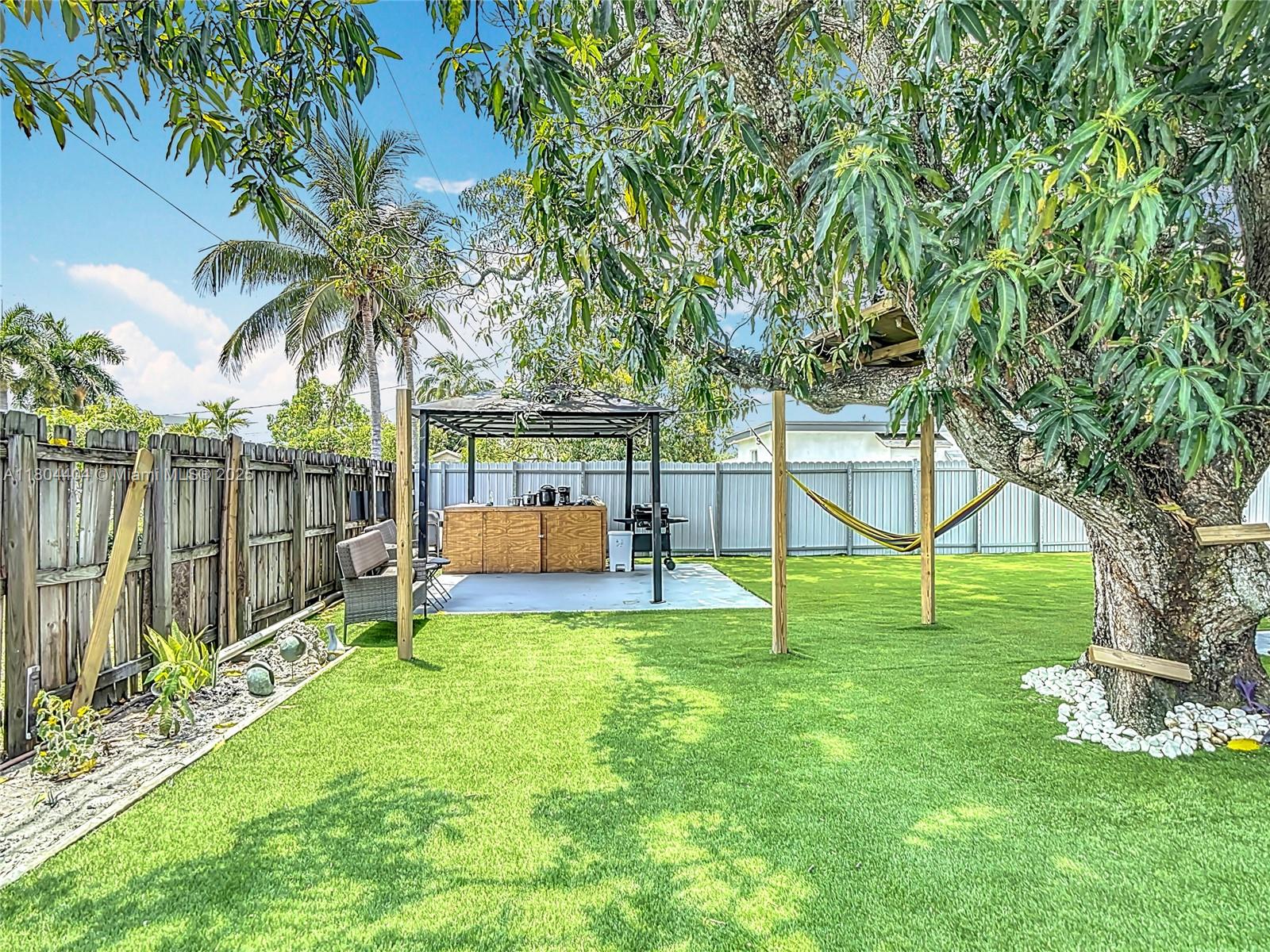 LAKE LUCERNE SEC 4 - Residential