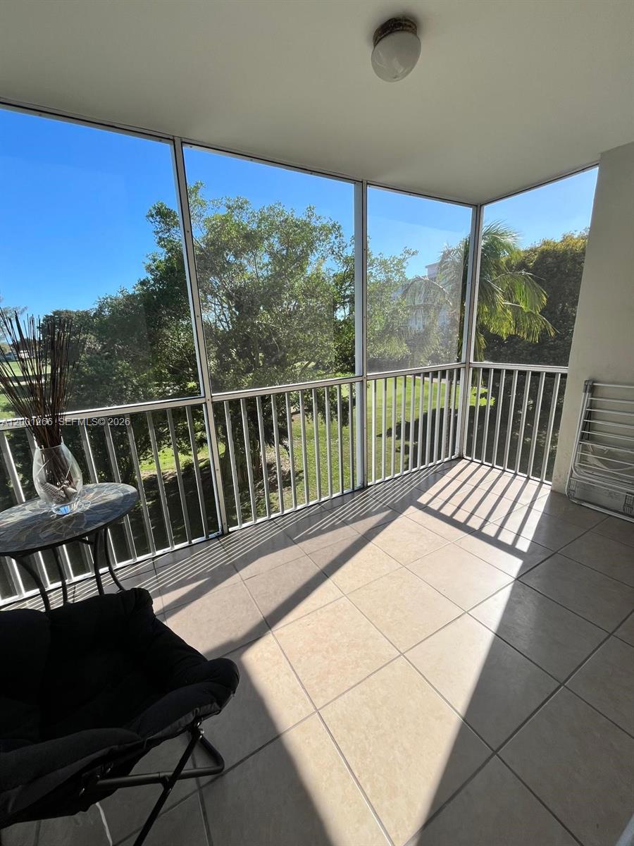 NO 11 PALM-AIRE COUNTRY C - Residential