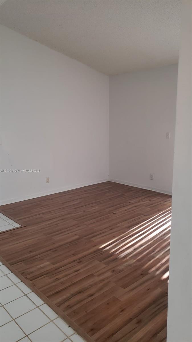 WINDWARD LAKES CONDO - Residential Lease