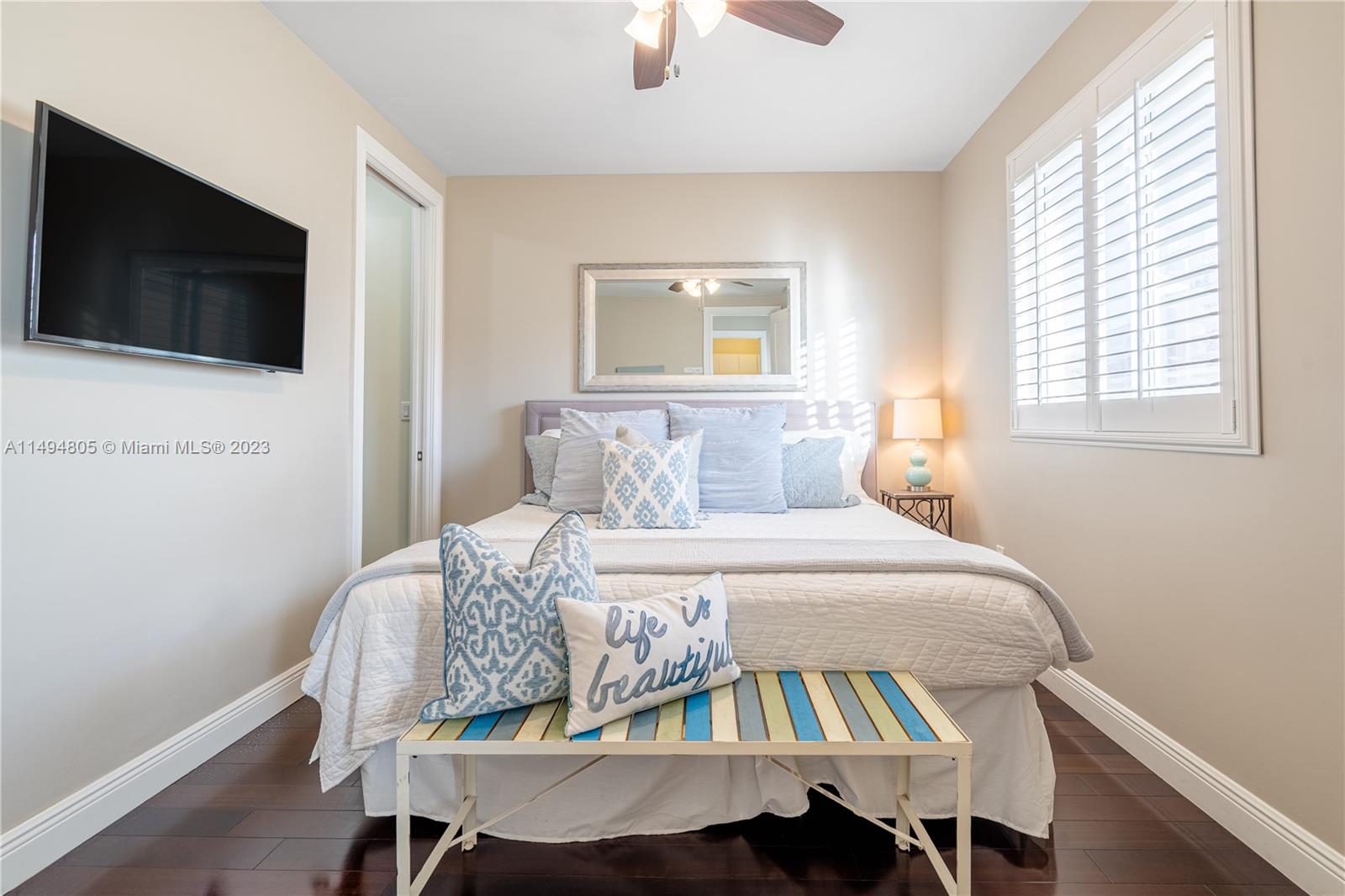 HOLLYWOOD BEACH - Residential