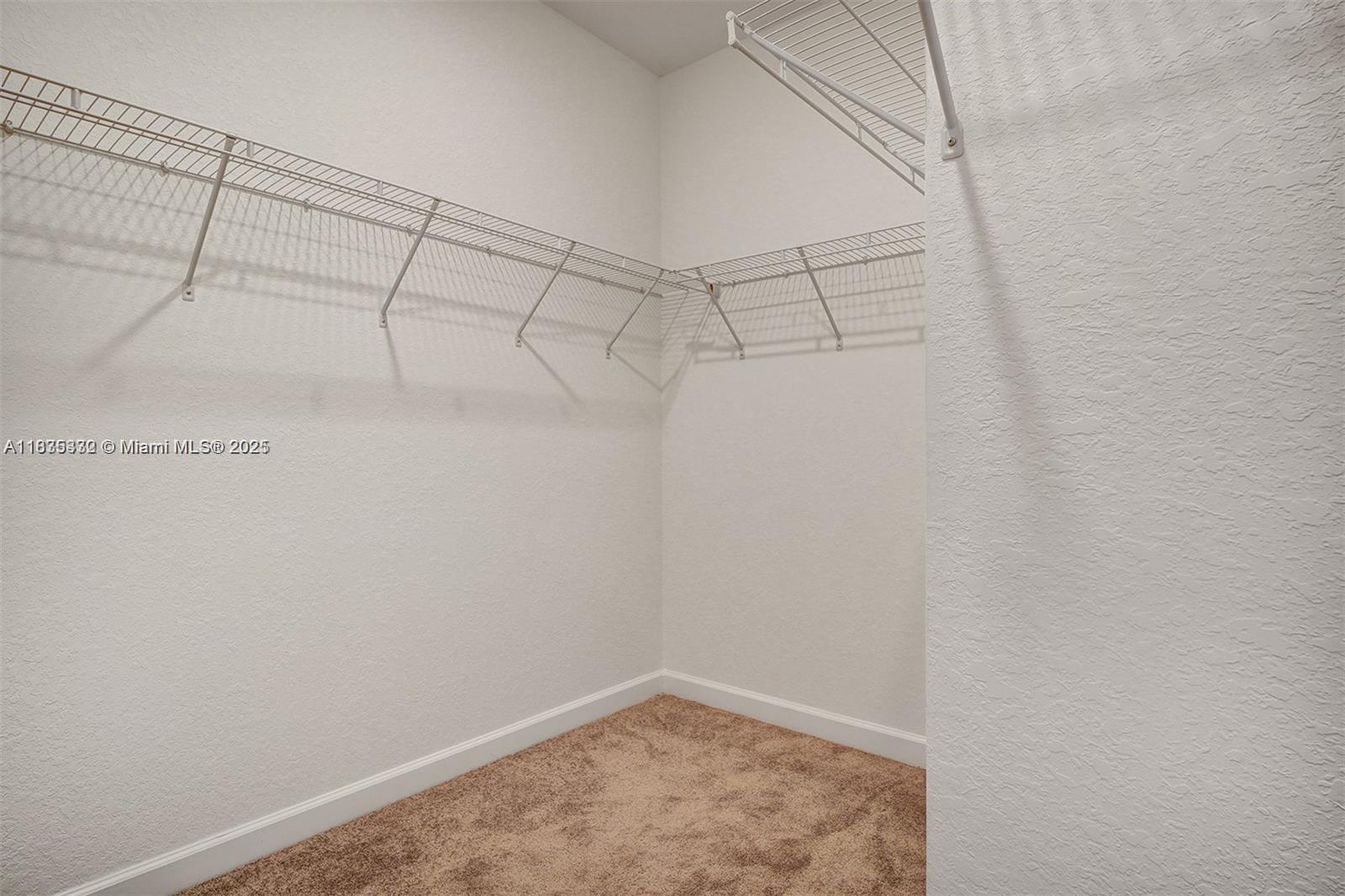 STELLAR PEMBROKE PINES - Residential Lease