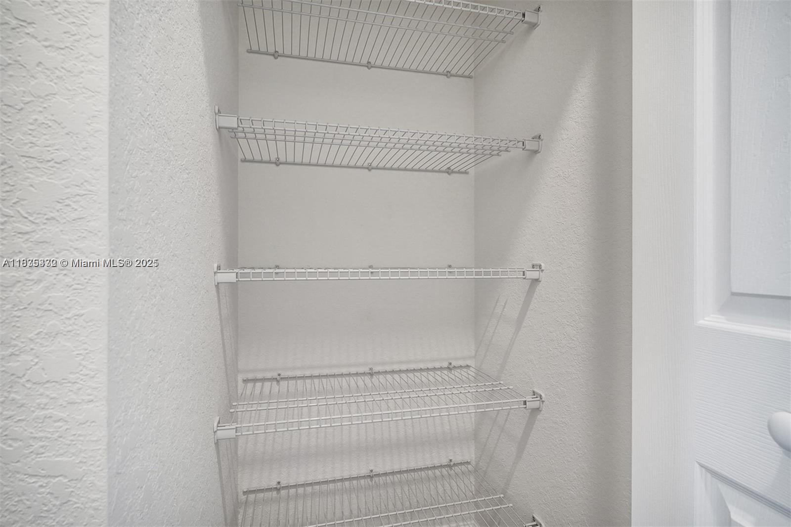 STELLAR PEMBROKE PINES - Residential Lease