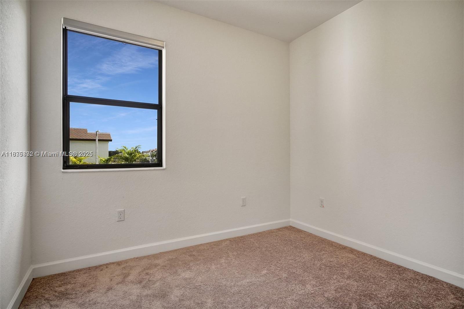 STELLAR PEMBROKE PINES - Residential Lease