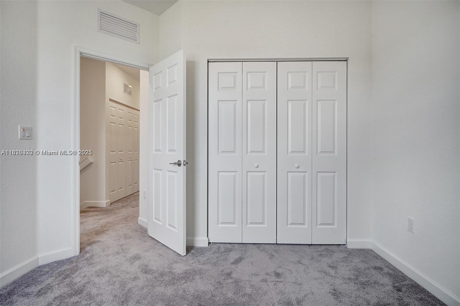 STELLAR PEMBROKE PINES - Residential Lease