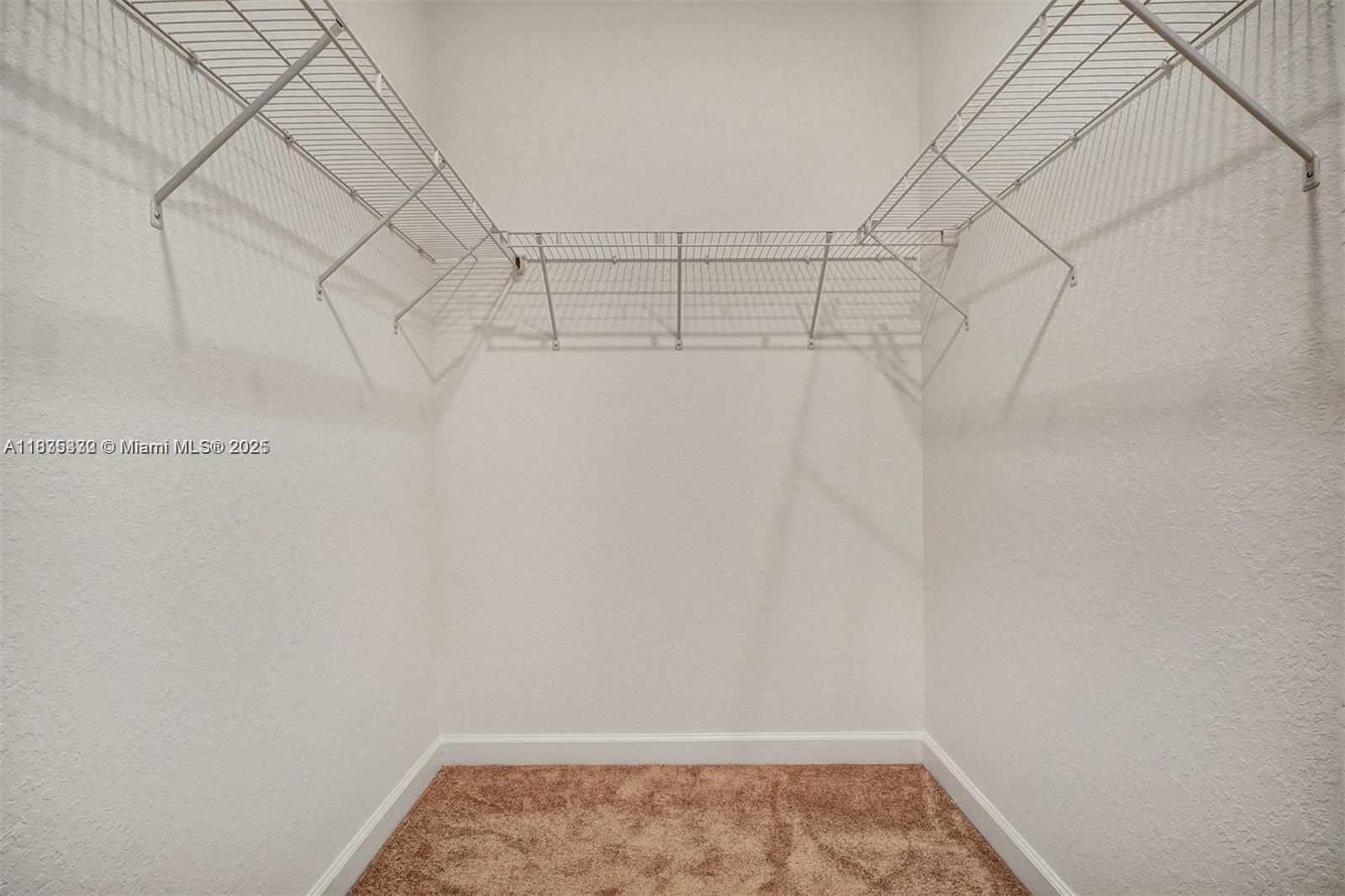 STELLAR PEMBROKE PINES - Residential Lease