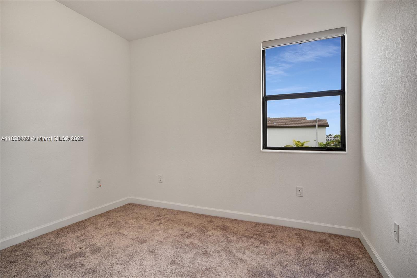 STELLAR PEMBROKE PINES - Residential Lease