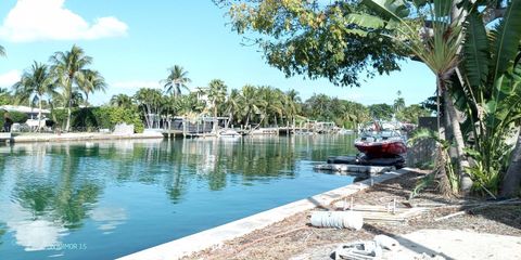 1725 Calais Dr 6 Miami Beach FL 33141