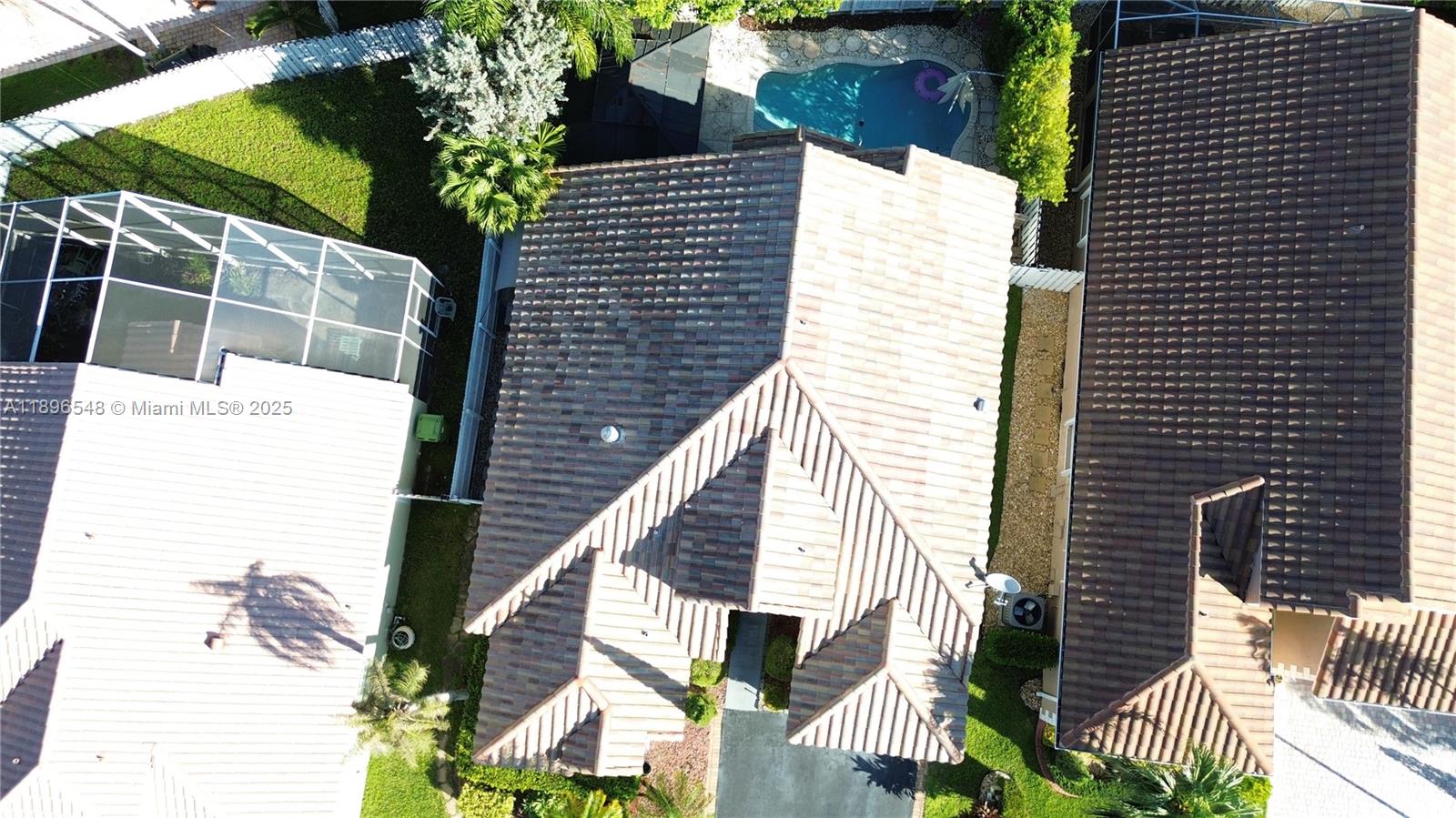 View photos, virtual tours, details... 366 Bedford Ave