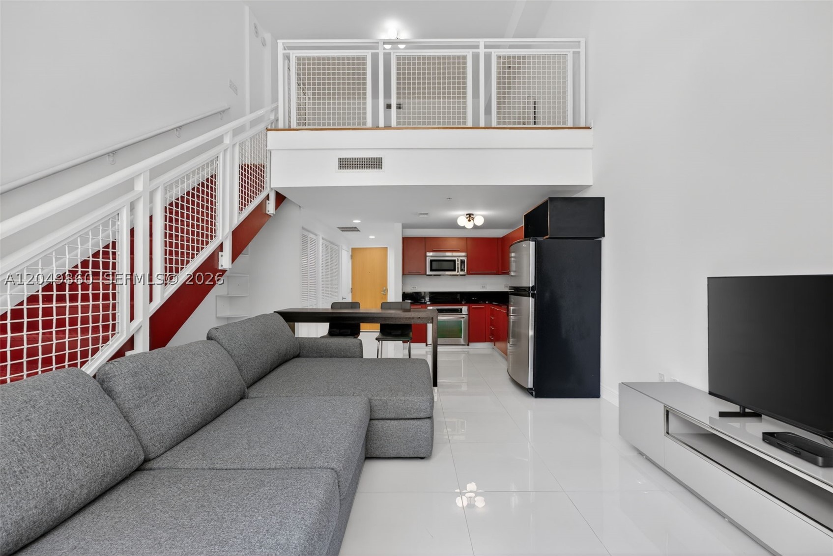 253 NE 2nd St 424