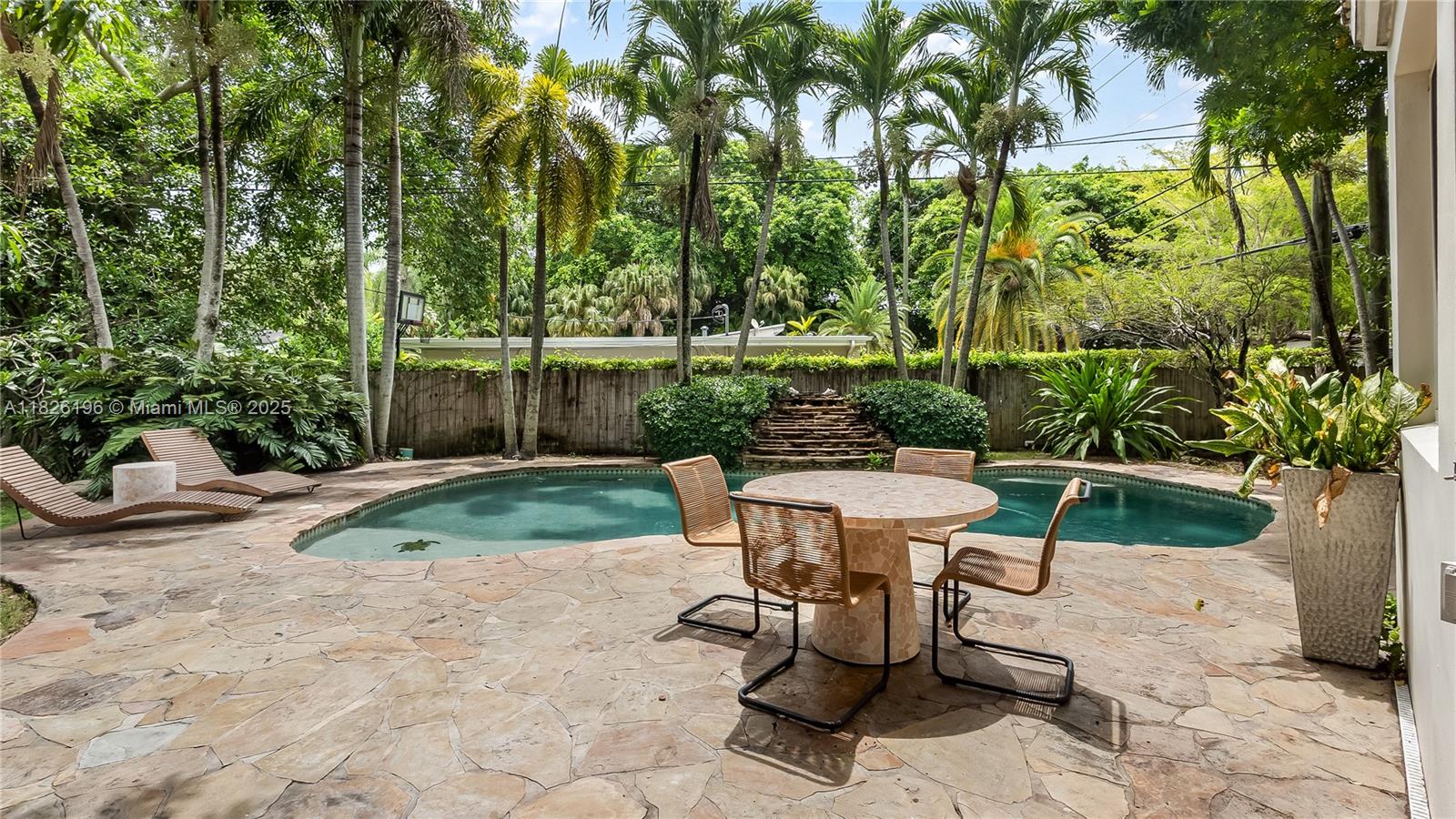 HIGH PINES REV PLAT OF 2N - Residential