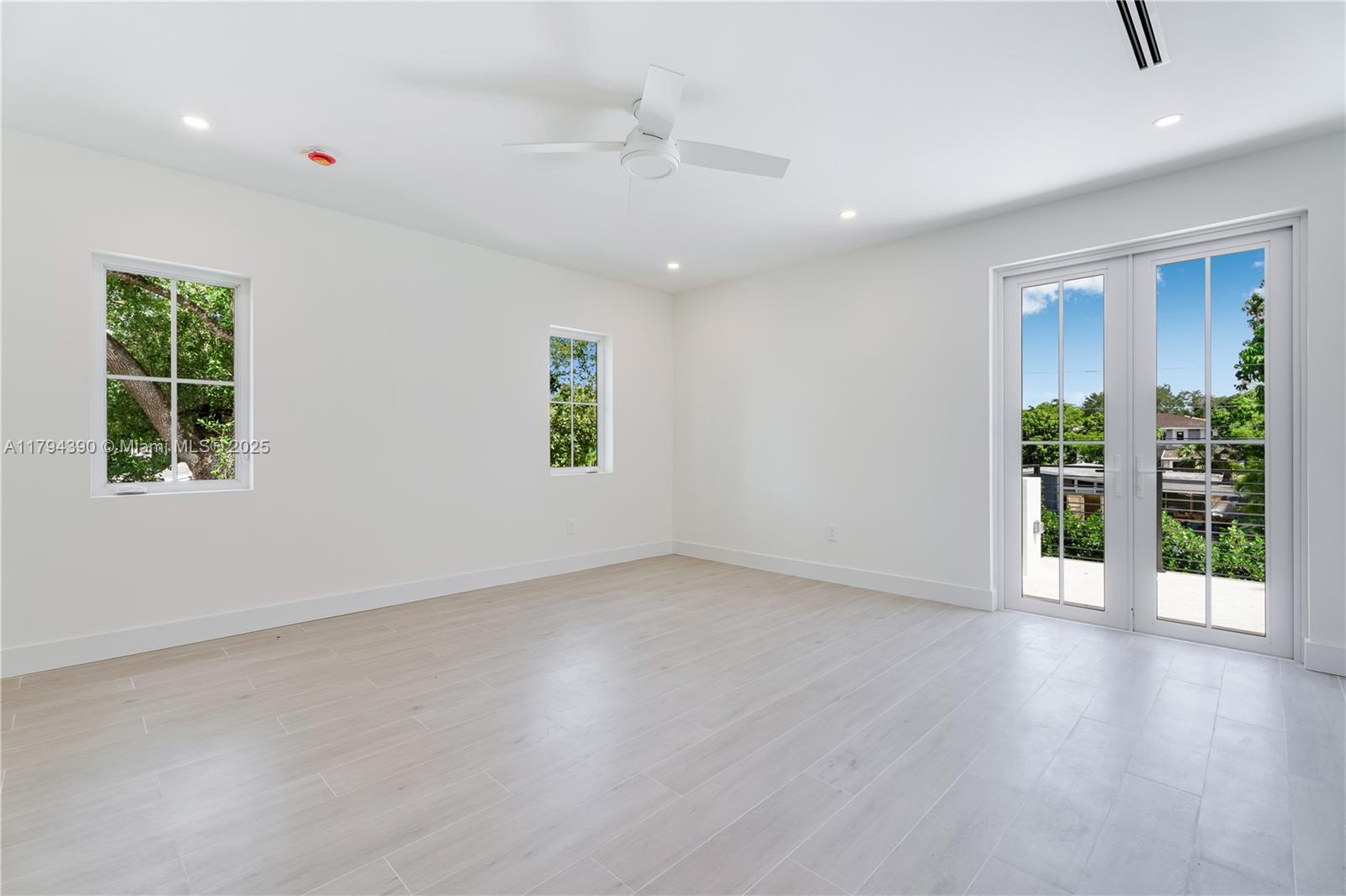 WEST LARKIN PARK - Residential