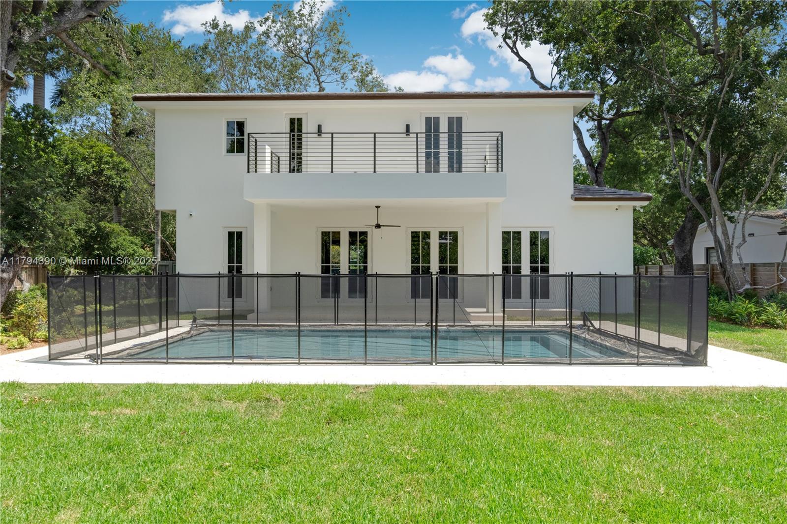 WEST LARKIN PARK - Residential
