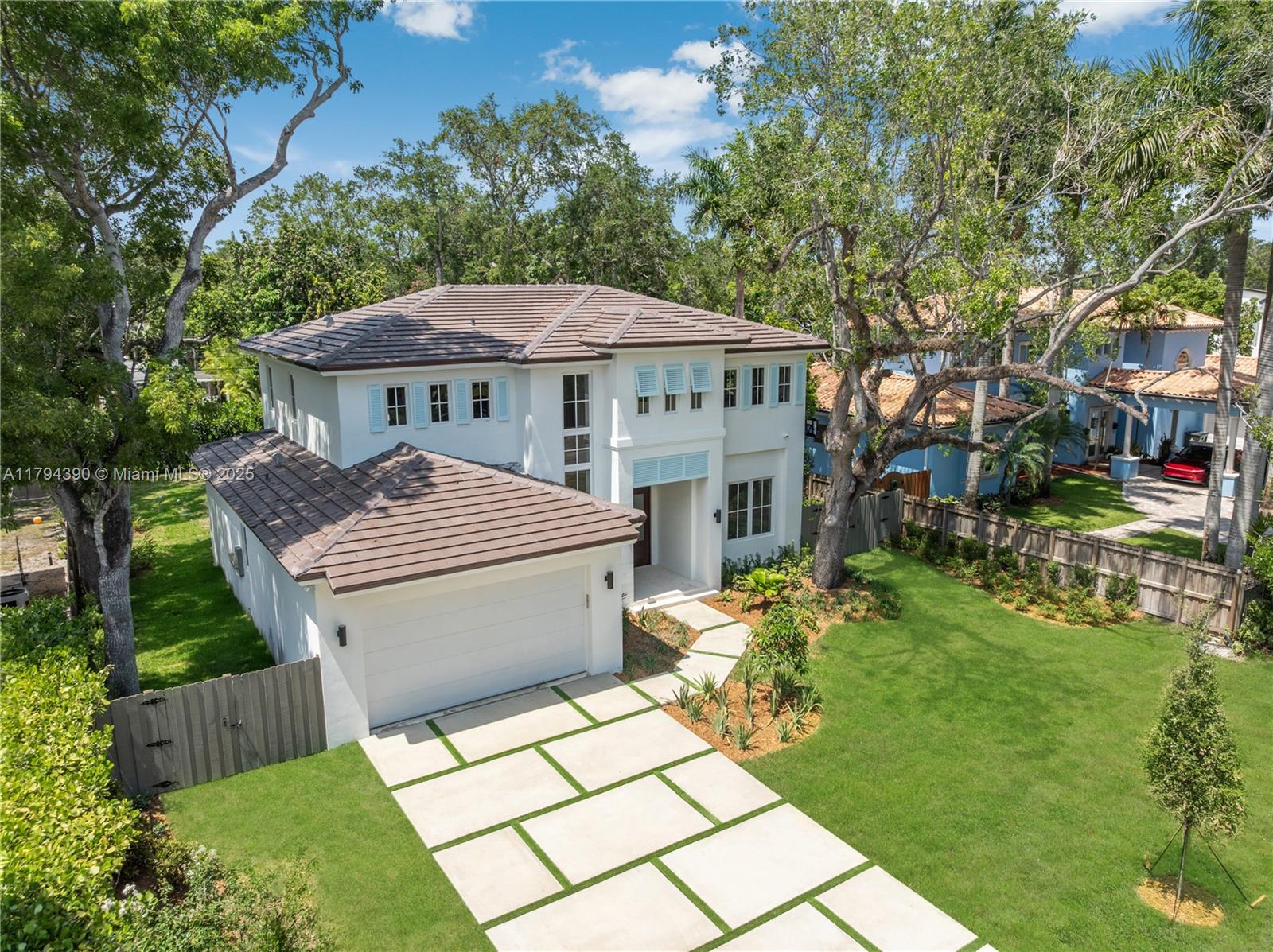 6747 SW 77th Ter