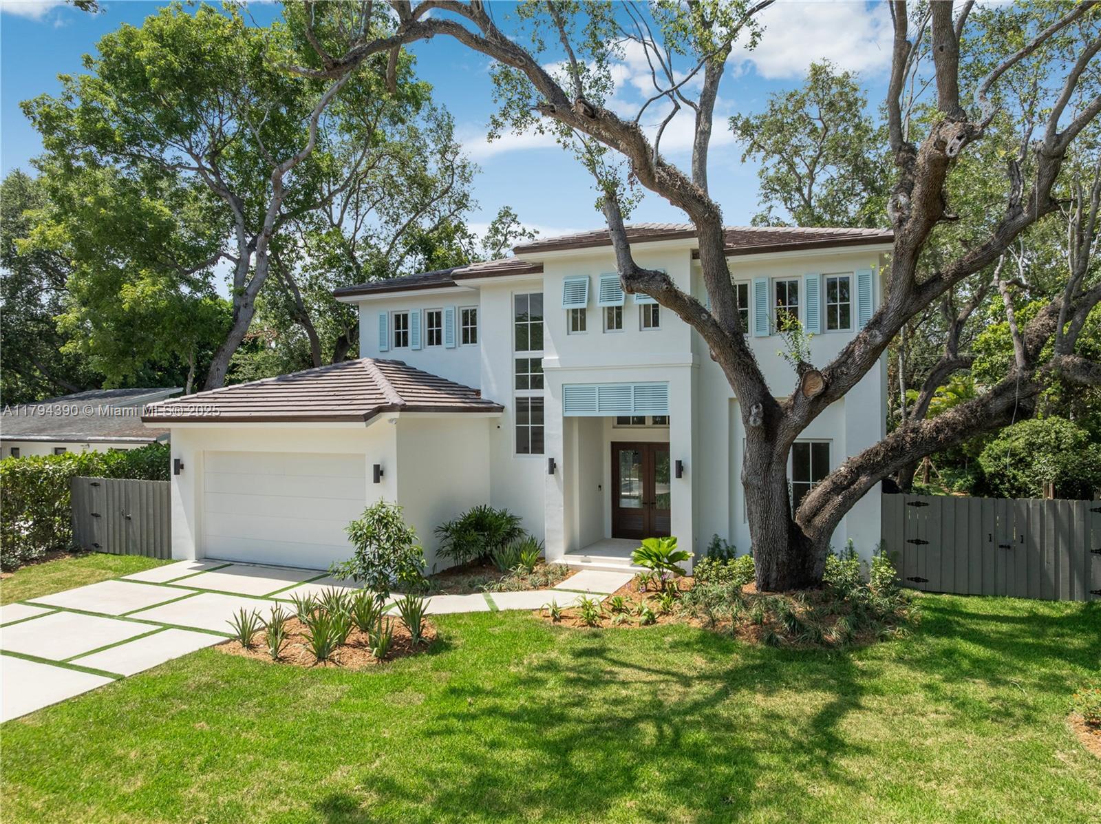6747 Sw 77th Ter, South Miami, Miami-Dade County, Florida - 4 Bedrooms  
3 Bathrooms - 