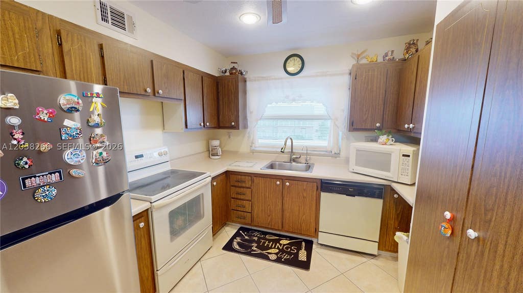 Photo of 9320 Sunrise Lakes Blvd #303, Sunrise, FL 33322 (MLS # A12058266)