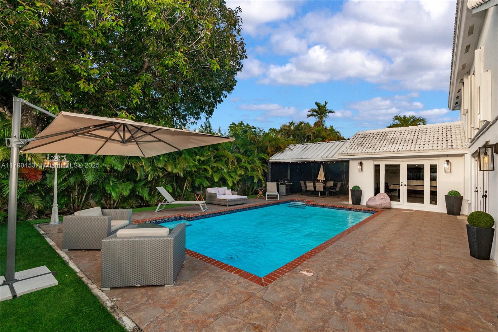 9431 SW 212th Ter 0