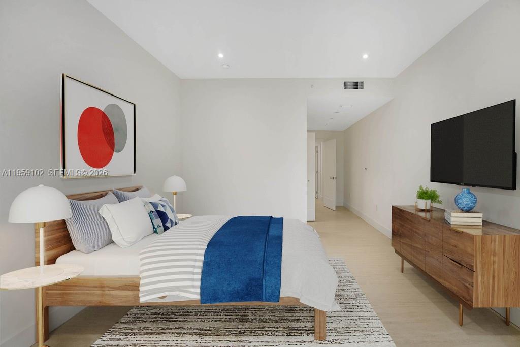 THE EMERALDBAY @ KEY COLO - Residential