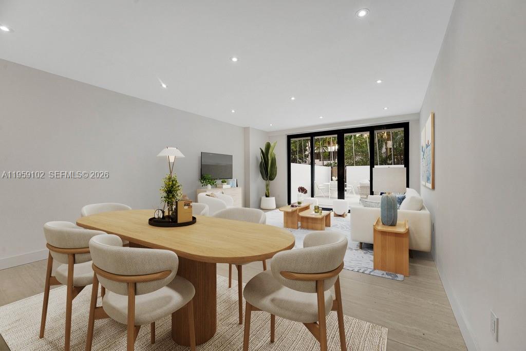 THE EMERALDBAY @ KEY COLO - Residential