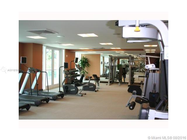 THE PLAZA 901 BRICKELL CO - Residential Lease