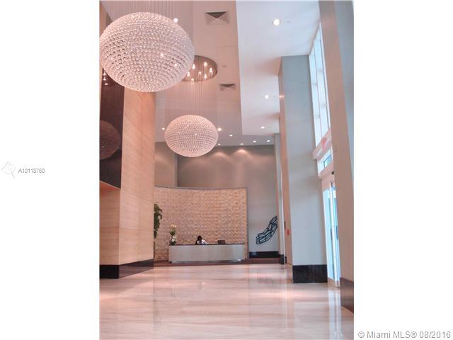 THE PLAZA 901 BRICKELL CO - Residential Lease