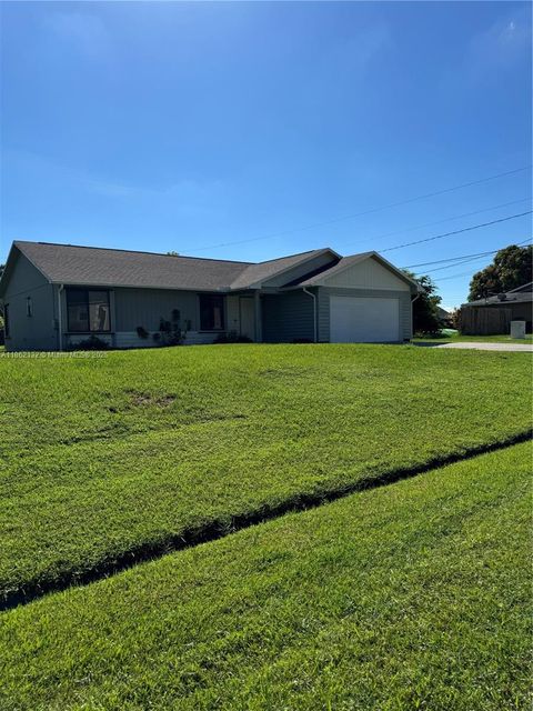 4057 SW Haycroft St Port St Lucie FL 34953