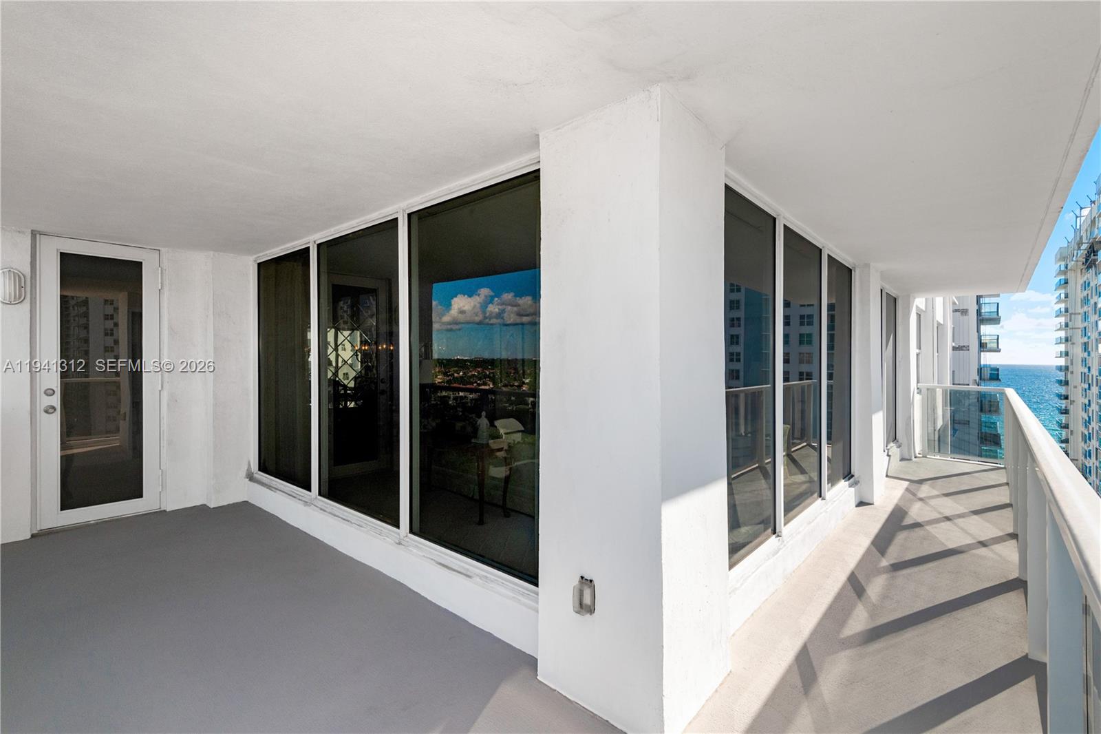 AQUARIUS CONDO - Residential