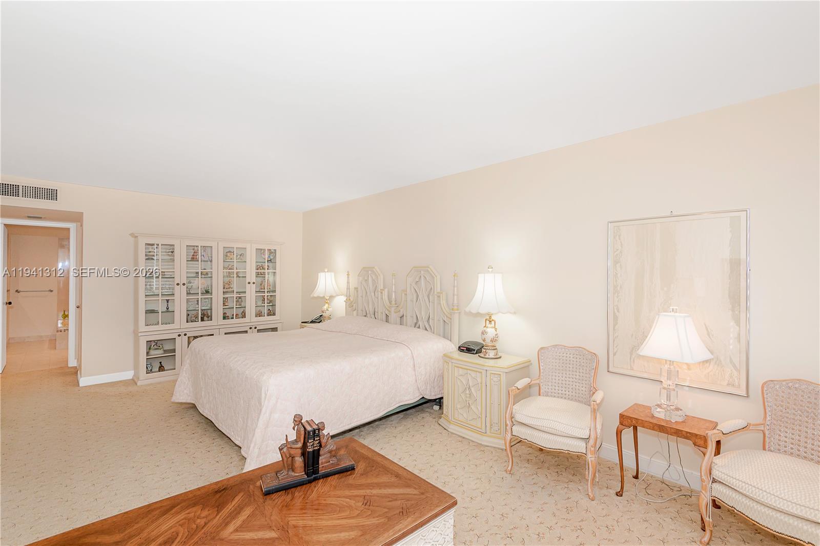 AQUARIUS CONDO - Residential