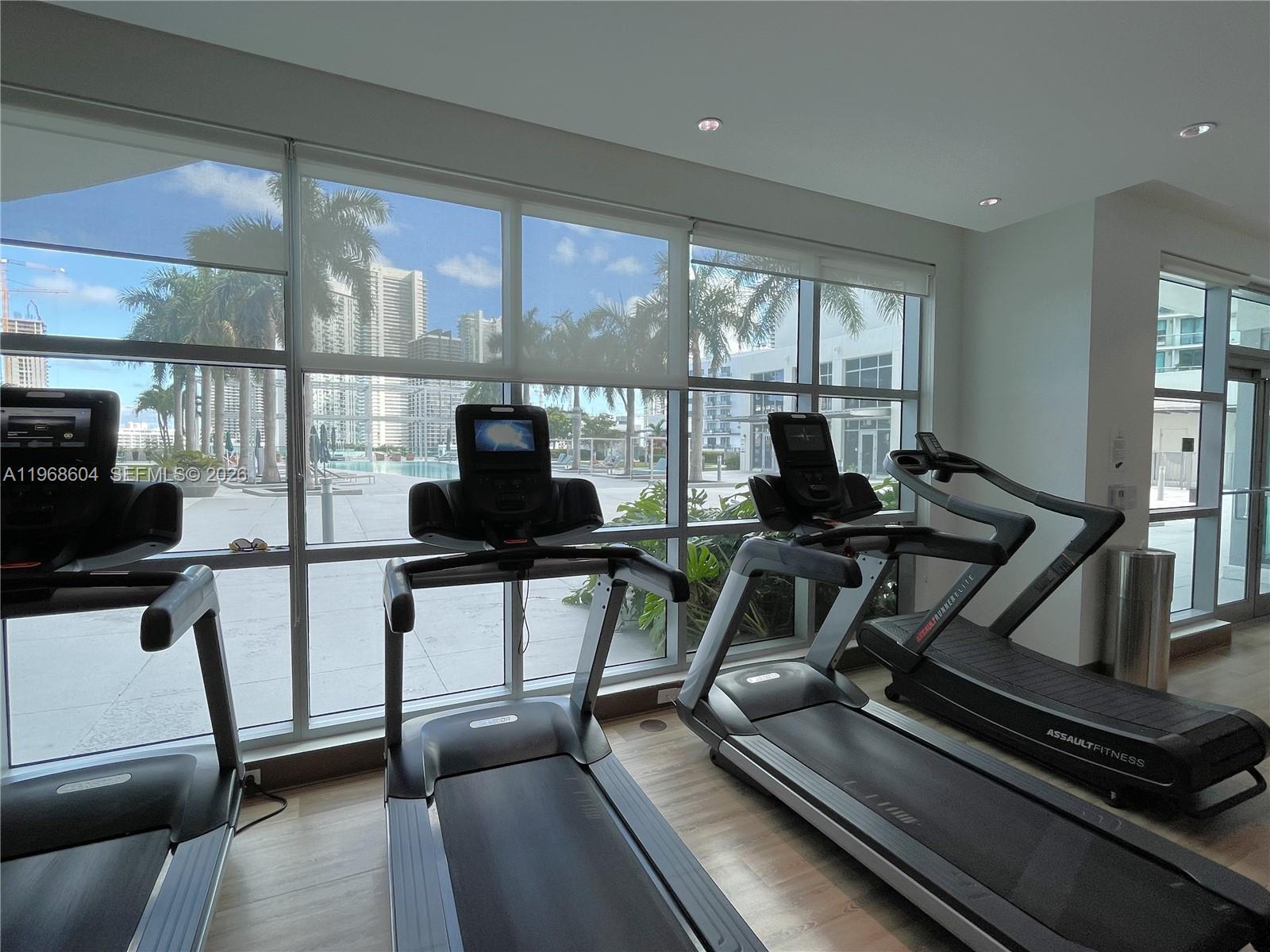 FOUR MIDTOWN MIAMI CONDO - Residential