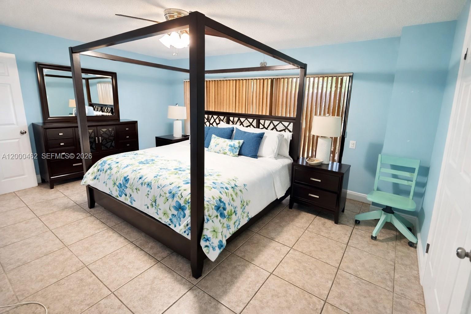 SNAPPER VILLAGE PHASE I S - Residential Lease