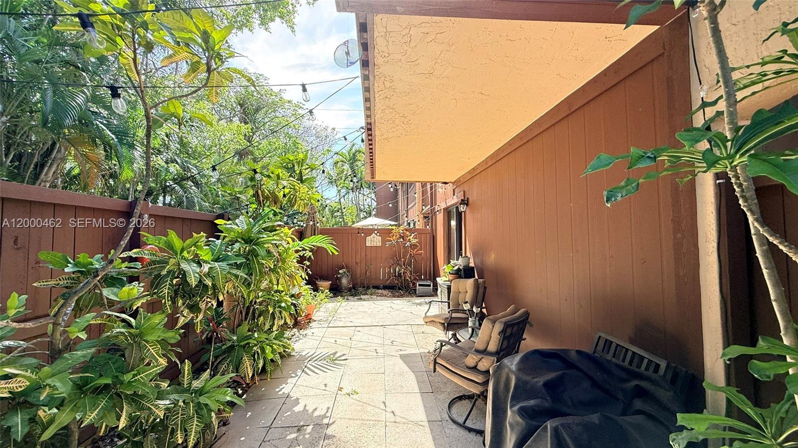 SNAPPER VILLAGE PHASE I S - Residential Lease