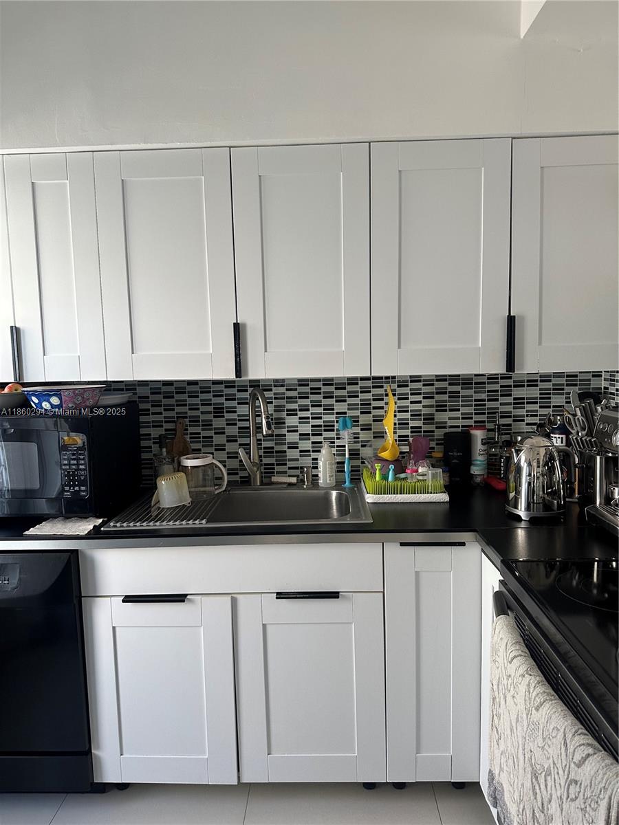 10250 W Bay Harbor Dr 4B
