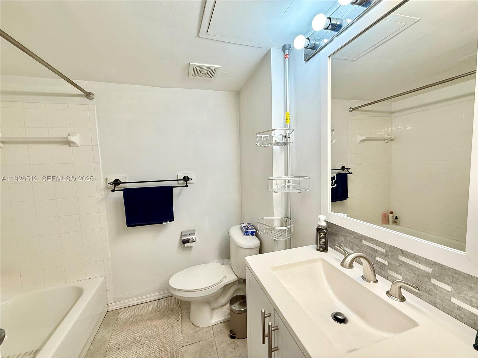 SHERIDAN EAST CONDO BLDG - Residential Lease