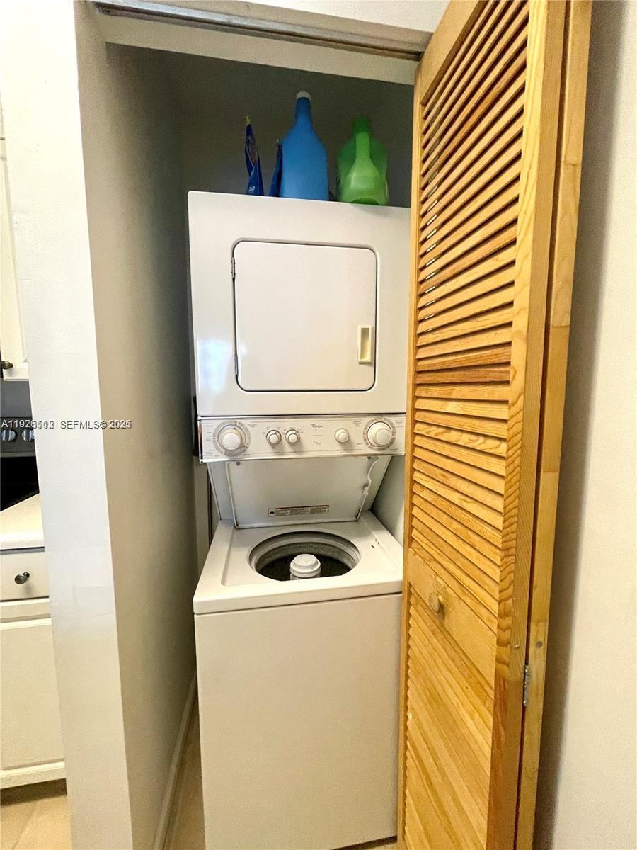 SHERIDAN EAST CONDO BLDG - Residential Lease