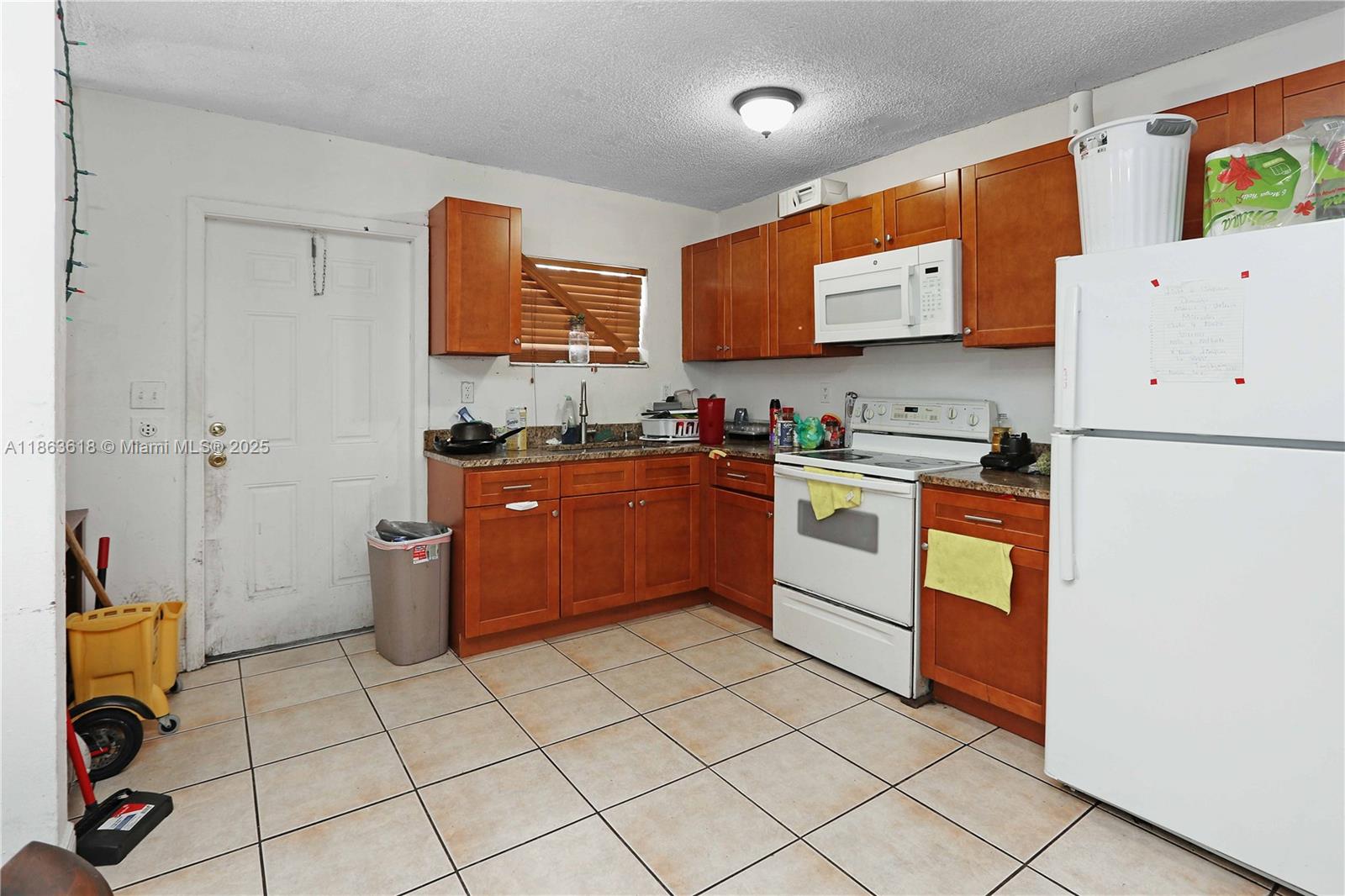 CARROLL VILLA - Residential Income