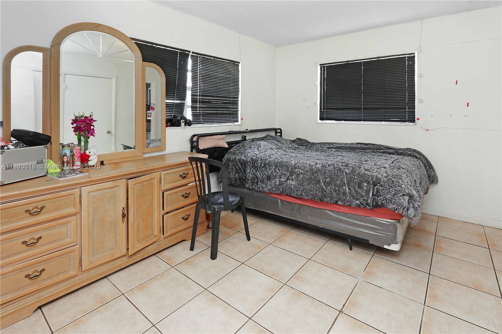 CARROLL VILLA - Residential Income