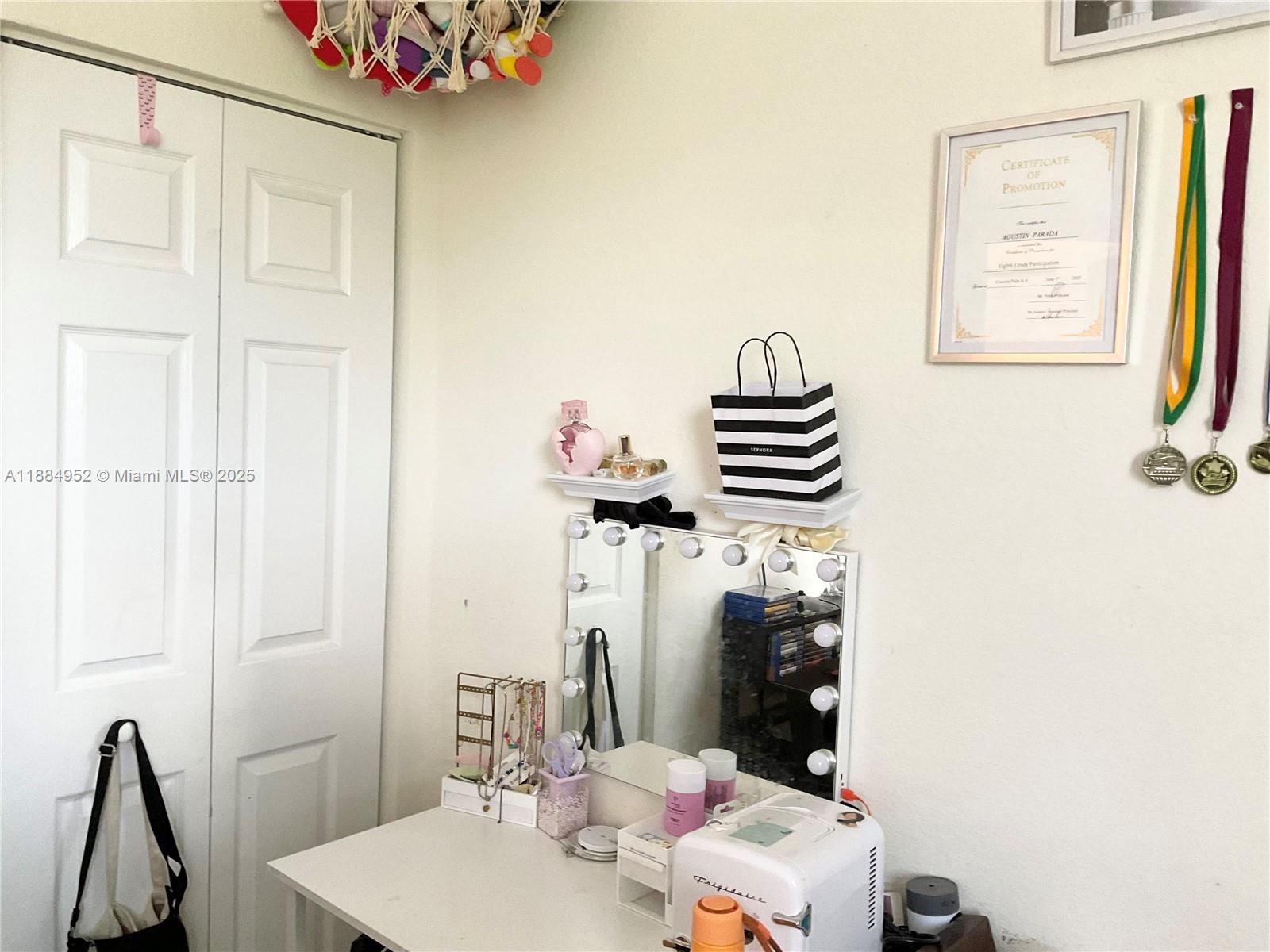 COCO PALM ESTATES - Residential