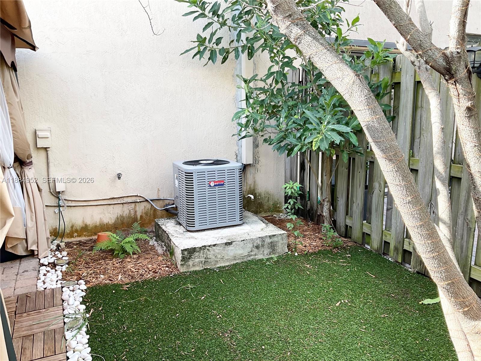 COCO PALM ESTATES - Residential