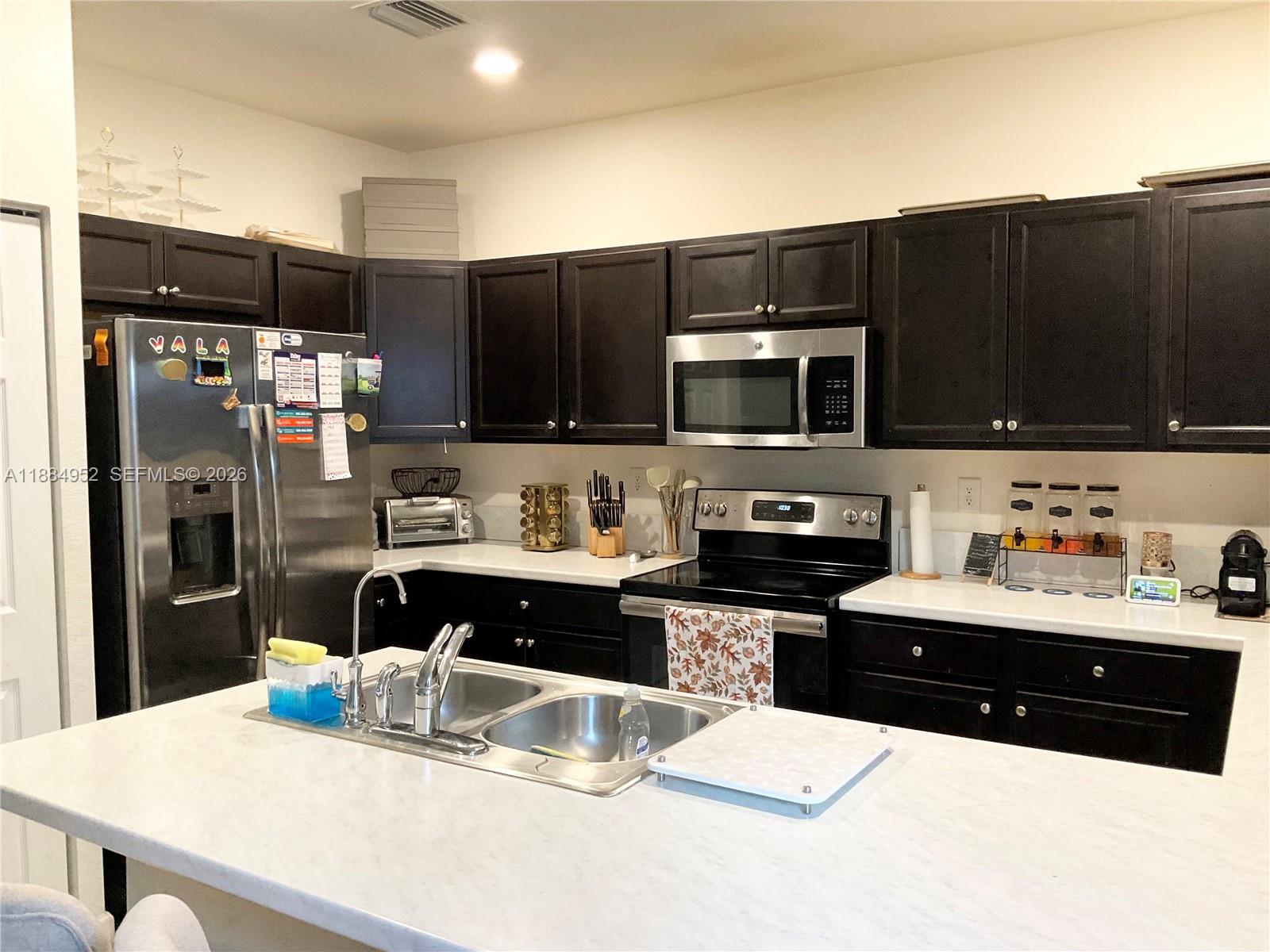 COCO PALM ESTATES - Residential