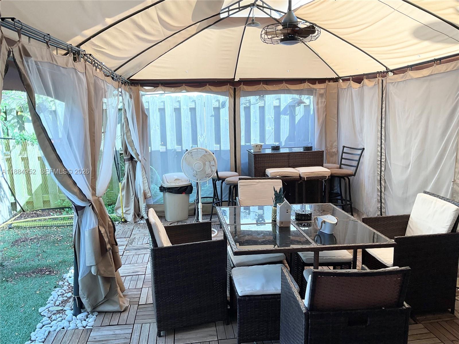 COCO PALM ESTATES - Residential