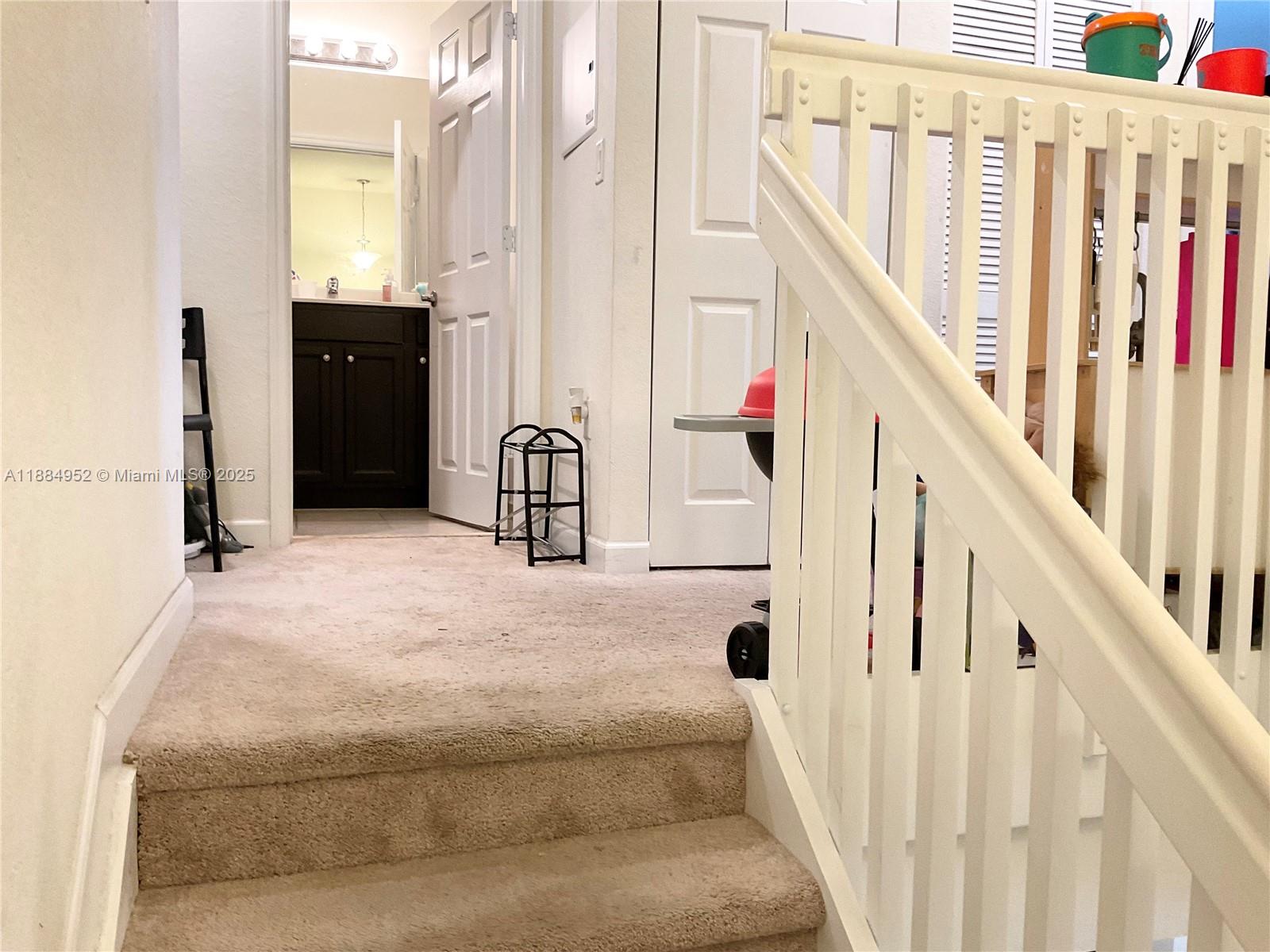 COCO PALM ESTATES - Residential