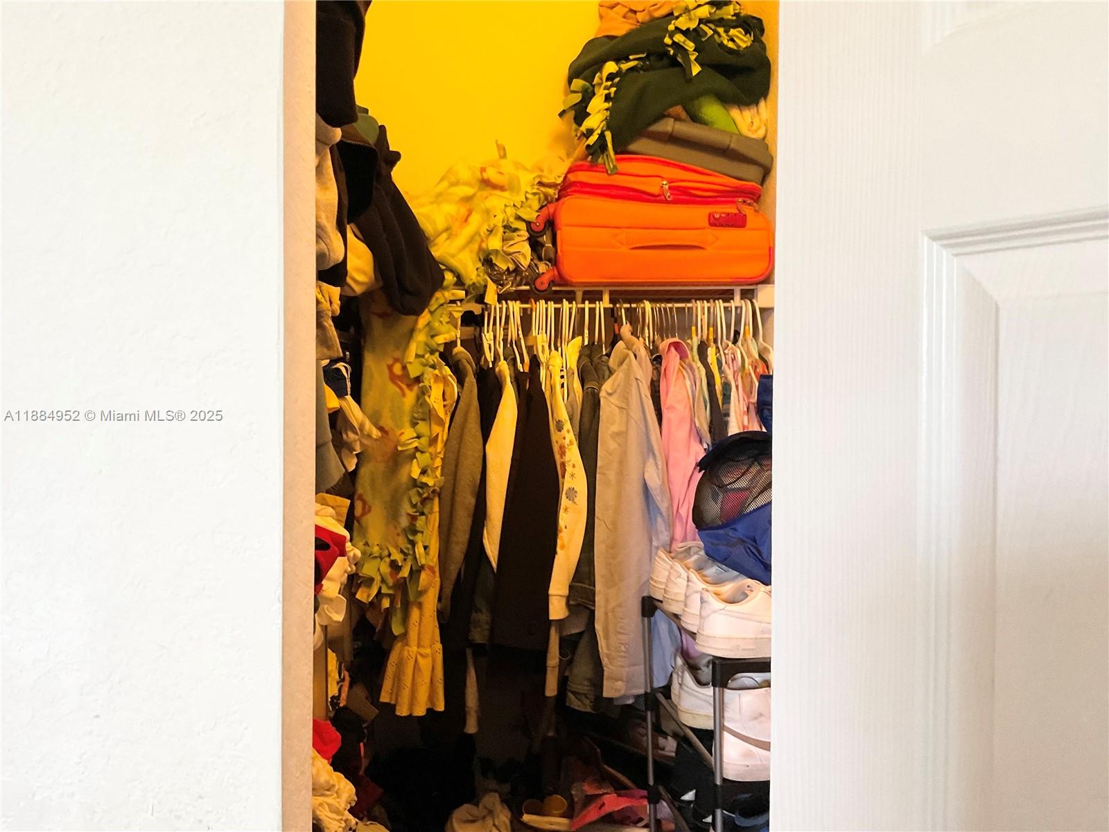 COCO PALM ESTATES - Residential