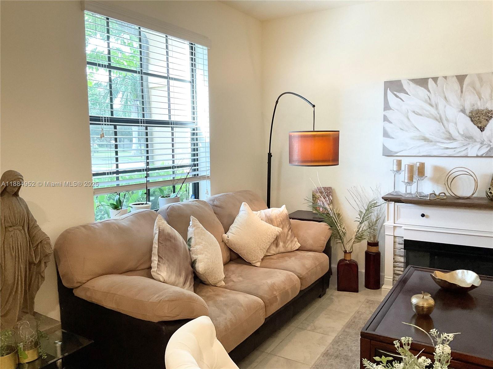 COCO PALM ESTATES - Residential