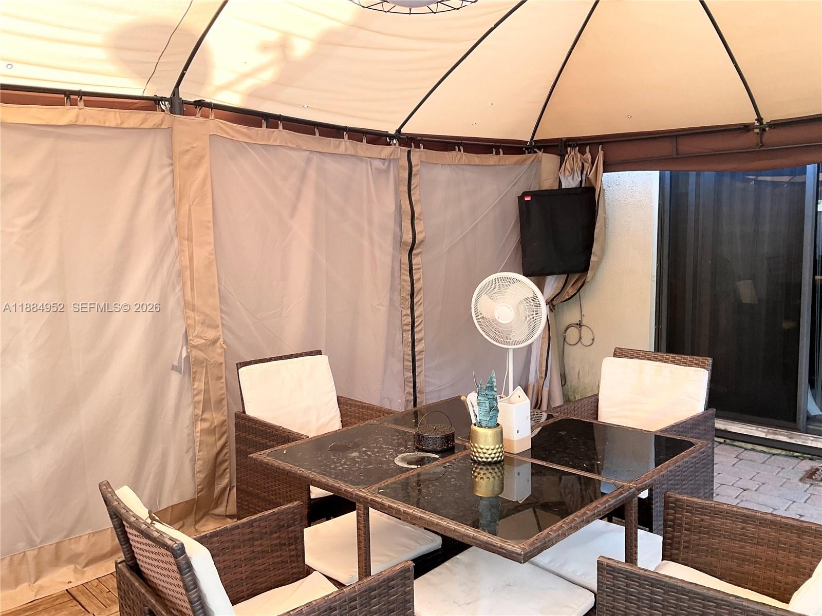 COCO PALM ESTATES - Residential