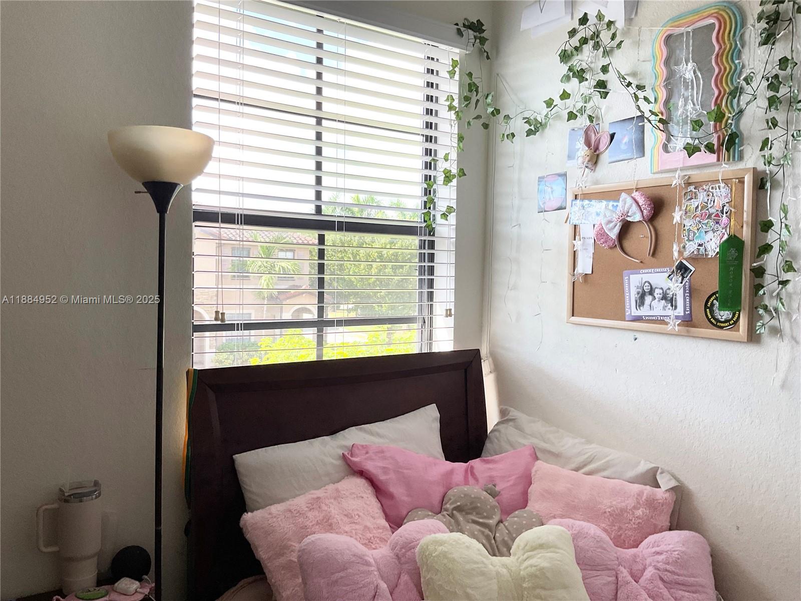 COCO PALM ESTATES - Residential