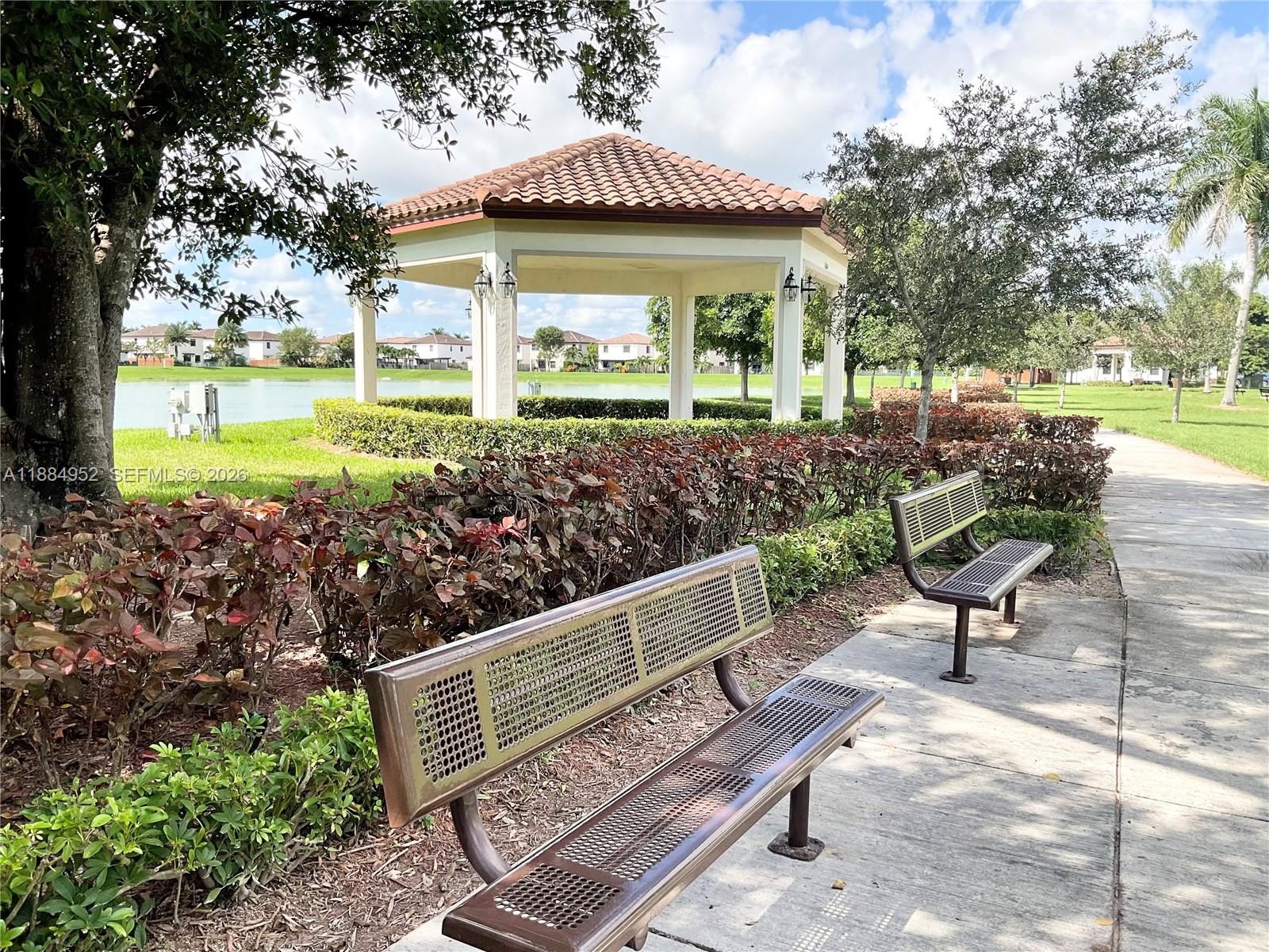 COCO PALM ESTATES - Residential