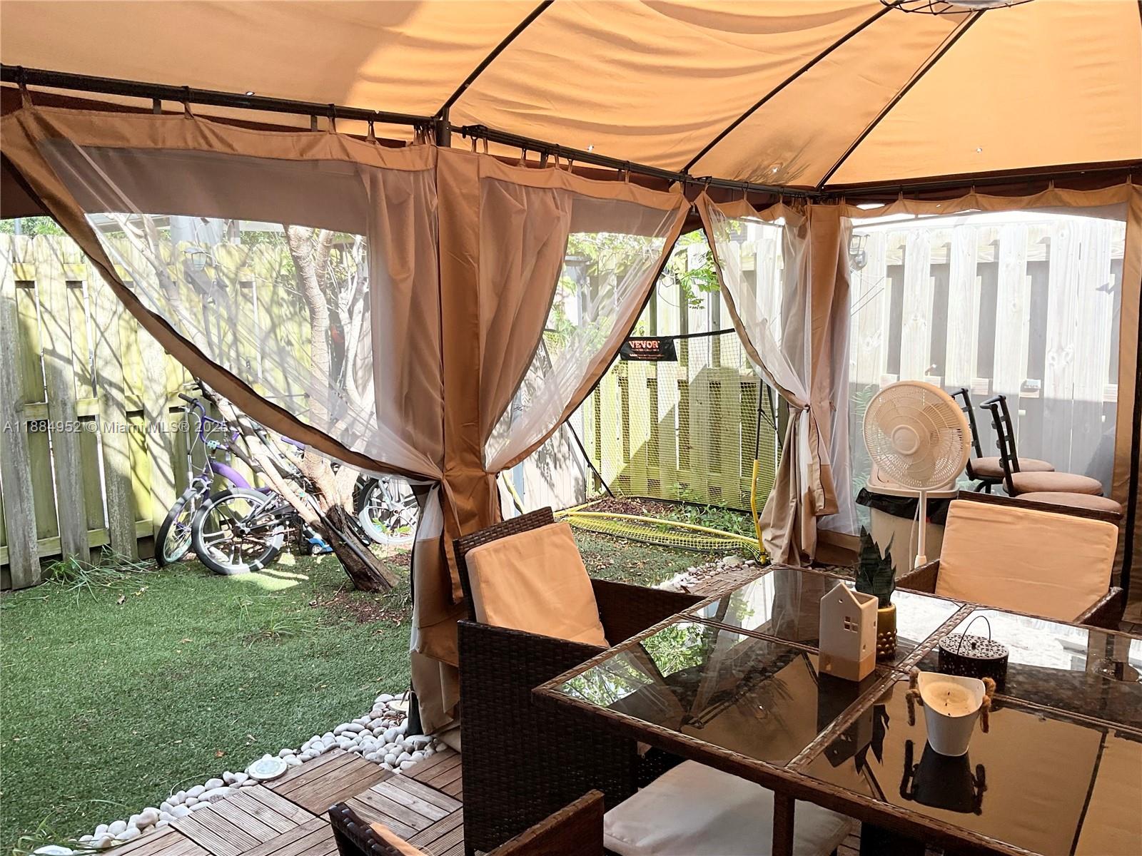 COCO PALM ESTATES - Residential