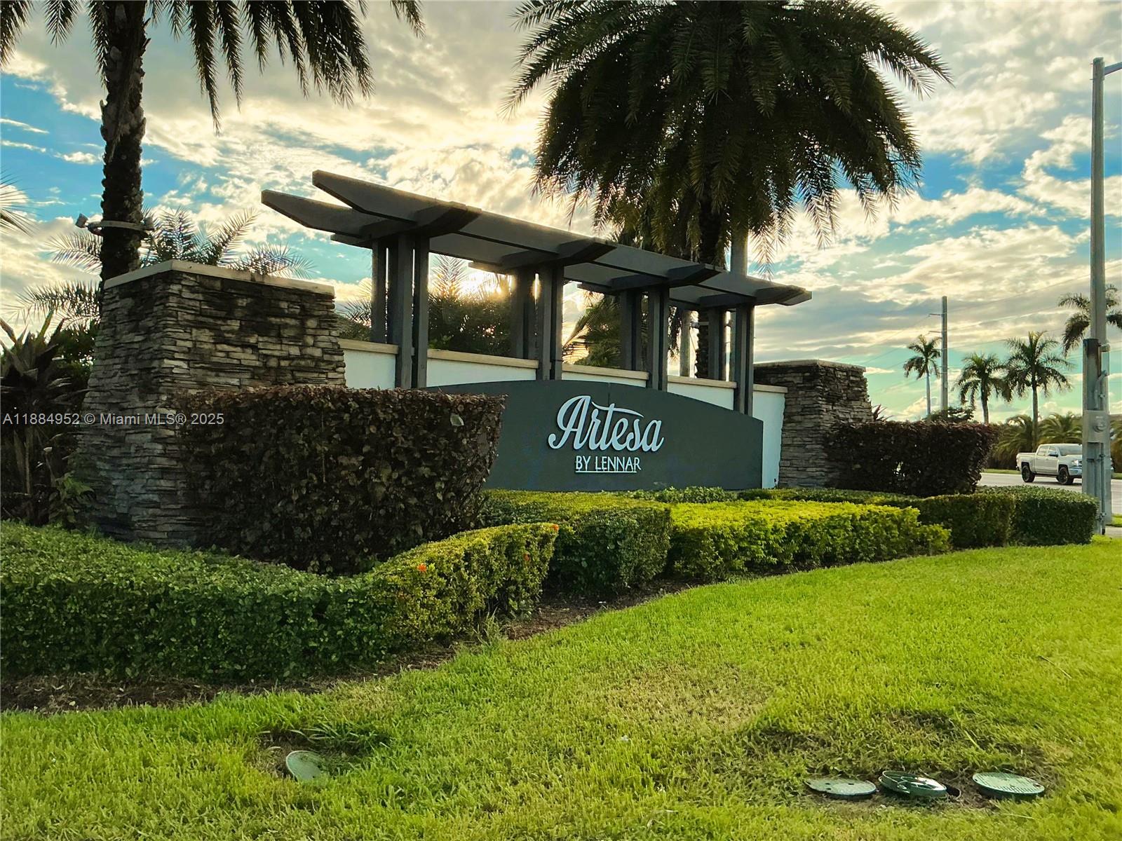 COCO PALM ESTATES - Residential