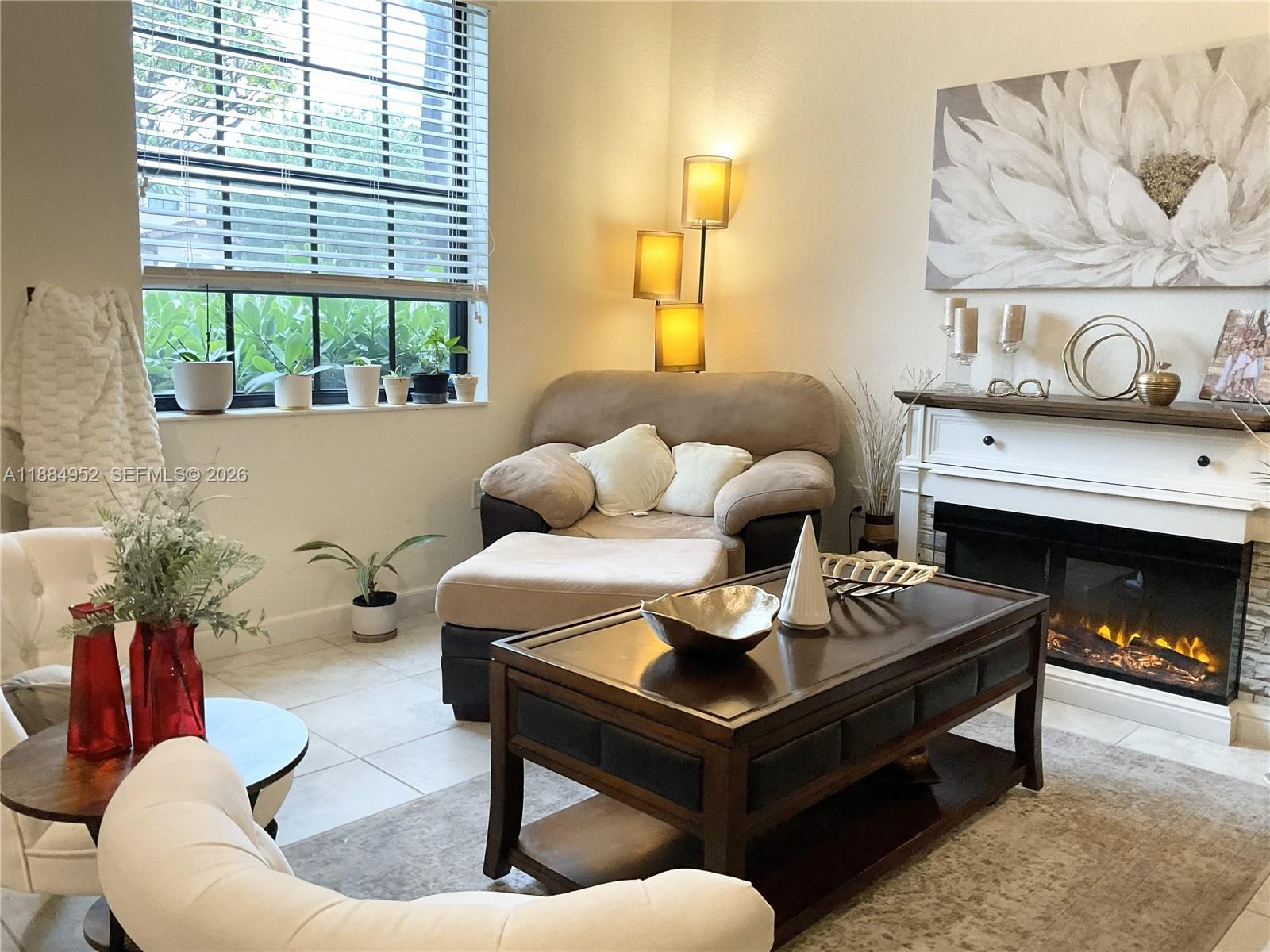 COCO PALM ESTATES - Residential