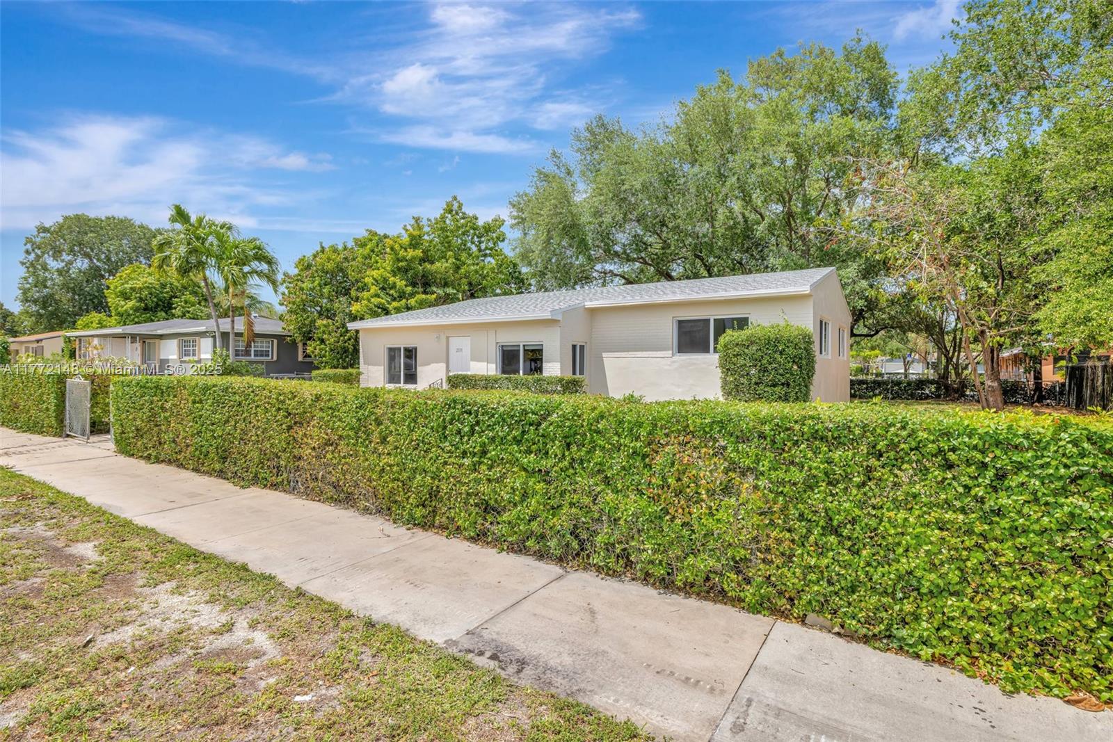 Property for Sale at 2331 Nw 92nd St, Miami, Broward County, Florida - Bedrooms: 3 
Bathrooms: 1  - $399,900