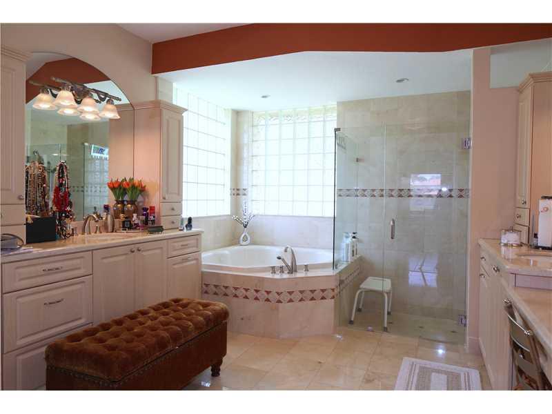 STONERIDGE LAKE ESTATES P - Residential